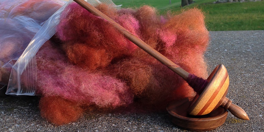 Roving Reporter: Spin Carded Wool Cloud Three Ways Image
