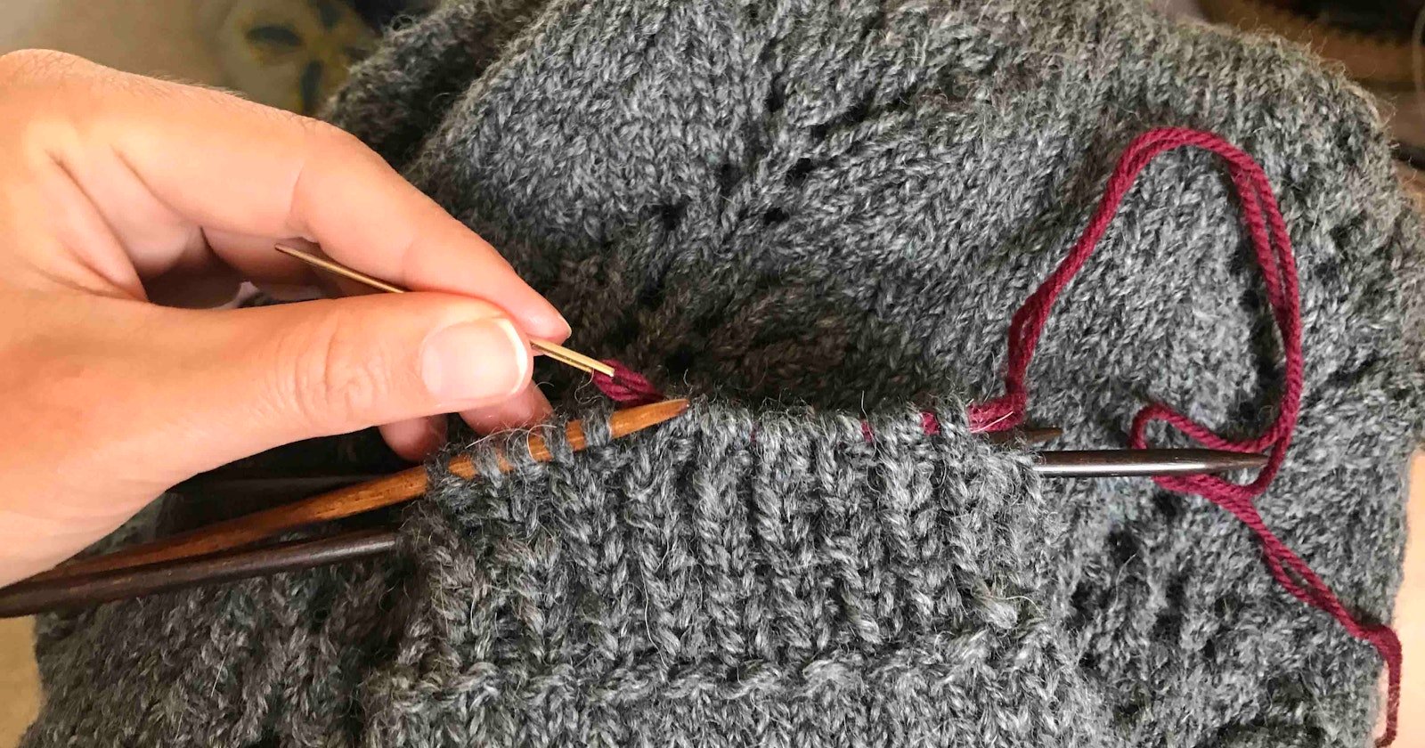 enof summer knit setup（Effortless Summer Crop Top