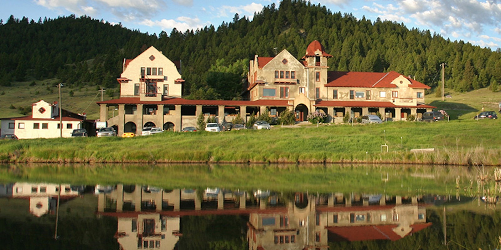 Spinning Yarn in the Peace Valley: Yarn and Yoga with Kate Larson Primary Image