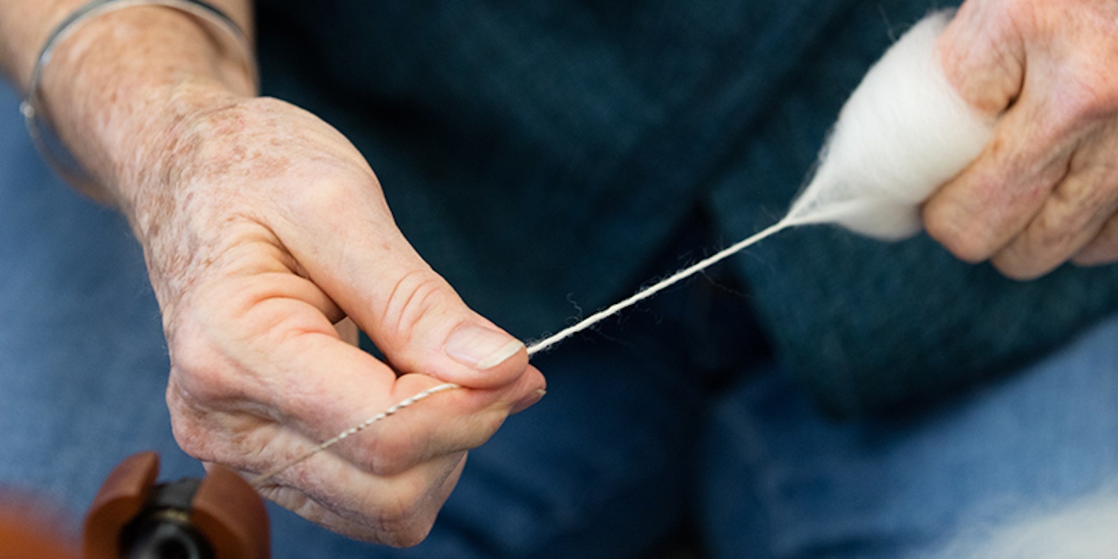 Spinning from the Fold: How to Spin Semiwoolen Yarn from Top Primary Image