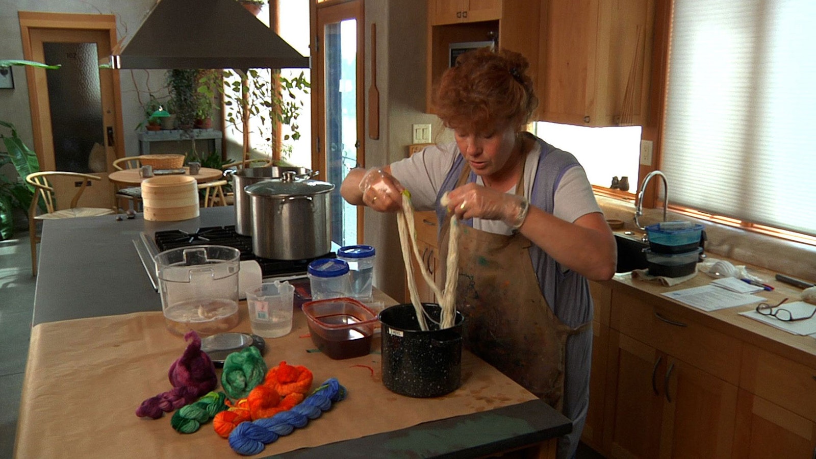 Who can make a rainbow? Primary Image