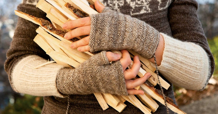 Notes on Spinning for the Heartwarming Mitts Image