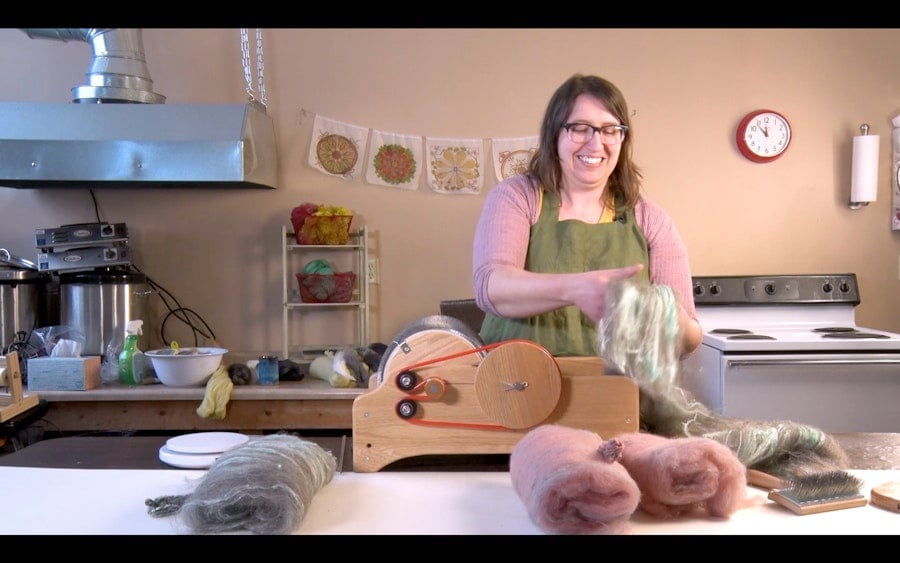 Video Tip: Adding Silk on a Drumcarder Image