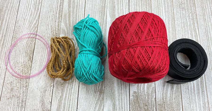 Spinning Wheel Basics: Know Your Drive Band Image