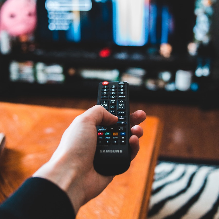 What to Watch While Handspinning Image