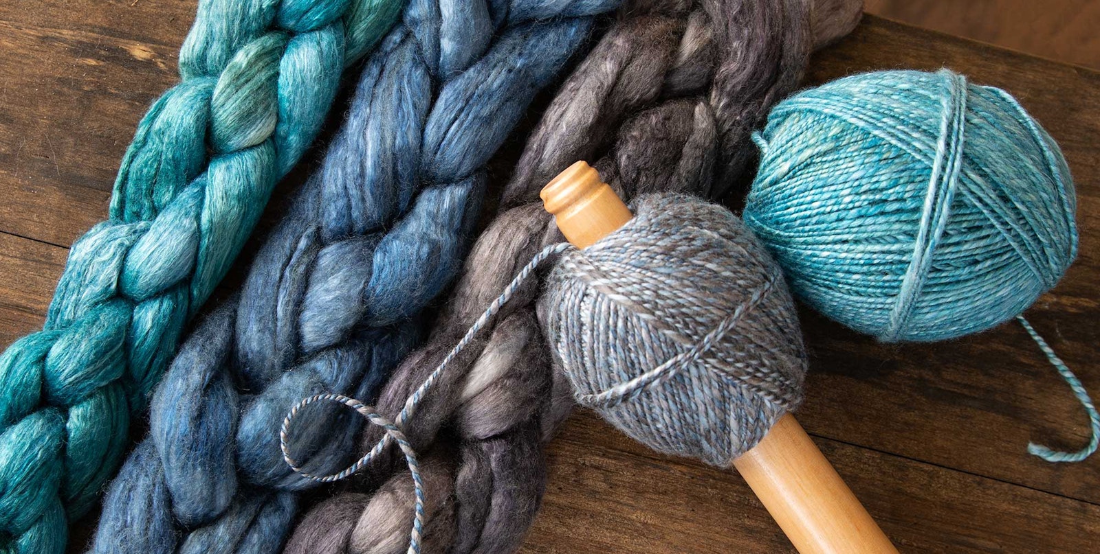 3 Ways to Wind a Center-Pull Ball on a Nøstepinne Primary Image