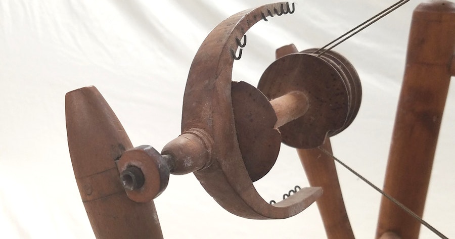 Spinning Wheels Old and New Image