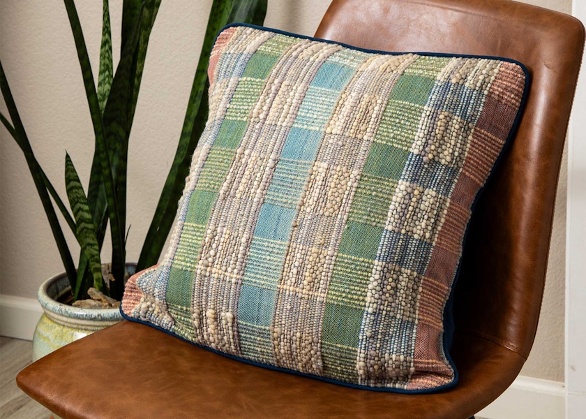 What Spinners Need to Know Before Weaving the Autumn Jewel Scarf (Or Pillow) Image