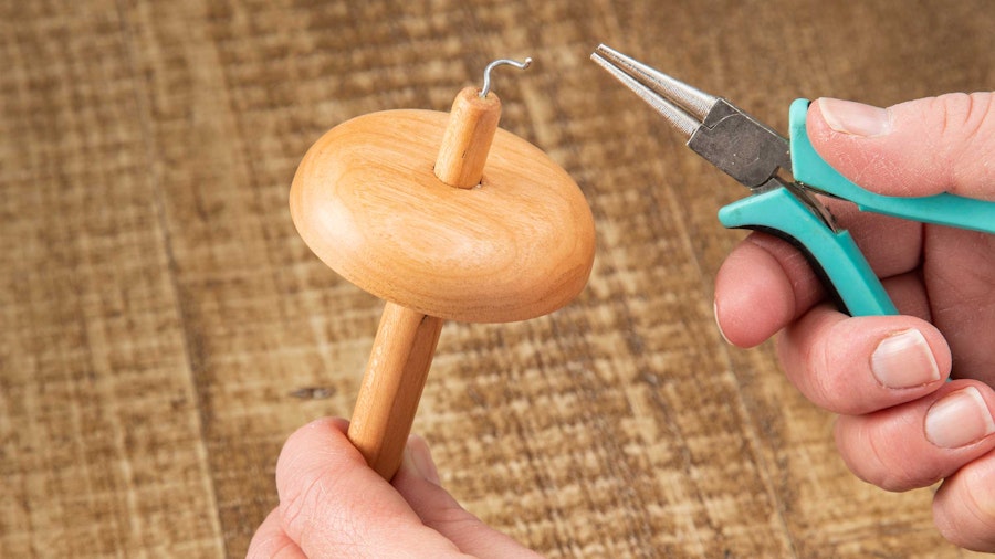 Renewing Spindle Hooks Image